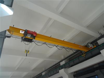 雄峰LD型5t-18m歐式箱體單梁起重機(jī)